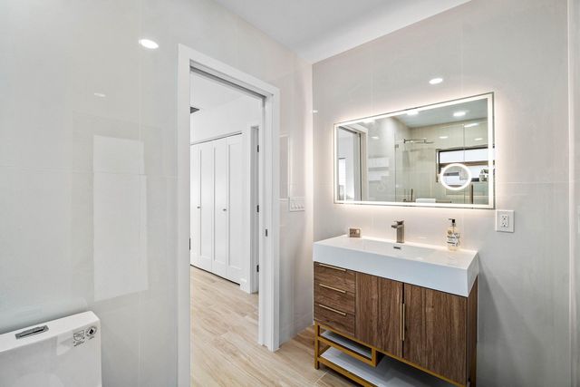 3527 SW 23rd Street, Delray Beach, FL 33445