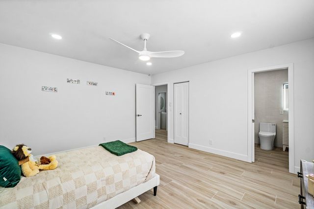 3527 SW 23rd Street, Delray Beach, FL 33445