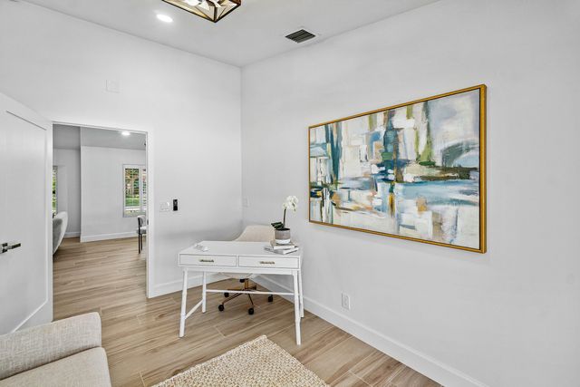 3527 SW 23rd Street, Delray Beach, FL 33445