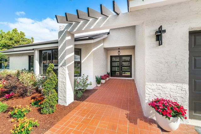 3527 SW 23rd Street, Delray Beach, FL 33445