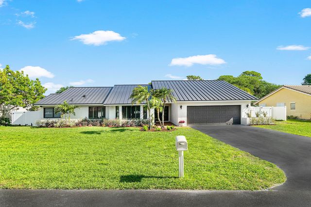 3527 SW 23rd Street, Delray Beach, FL 33445