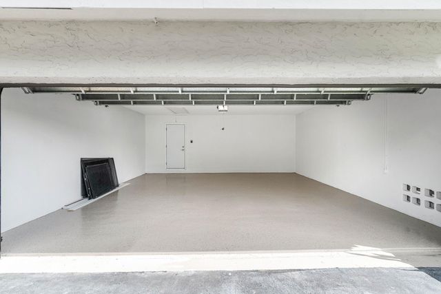 3527 SW 23rd Street, Delray Beach, FL 33445