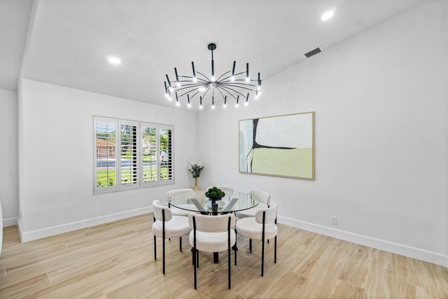 3527 SW 23rd Street, Delray Beach, FL 33445