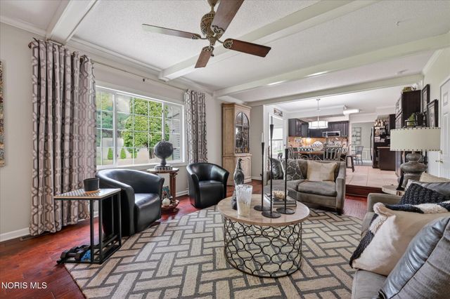 7003 Shadowcreek Drive, Maumee, OH 43537