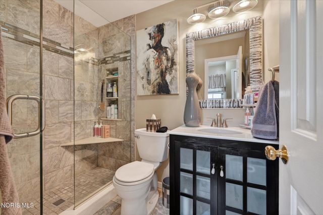 7003 Shadowcreek Drive, Maumee, OH 43537