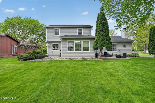 7003 Shadowcreek Drive, Maumee, OH 43537