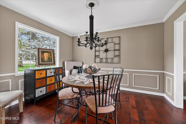 7003 Shadowcreek Drive, Maumee, OH 43537