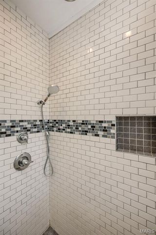 5033 Bancroft Avenue, St Louis, MO 63109