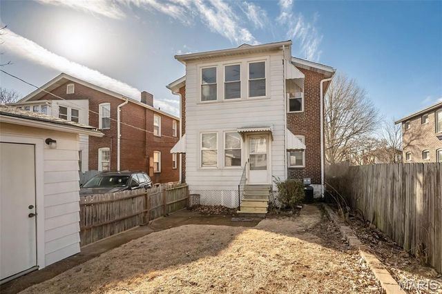 5033 Bancroft Avenue, St Louis, MO 63109