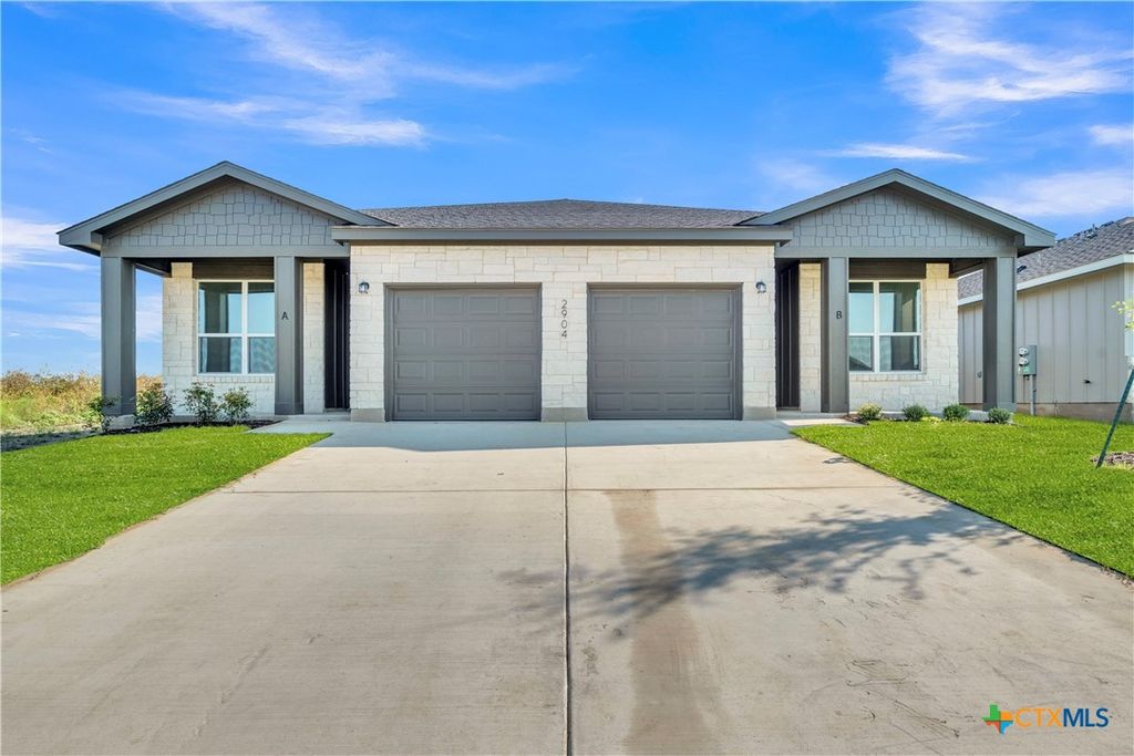 647 Pacific Crest Trail, Copperas Cove, TX 76522
