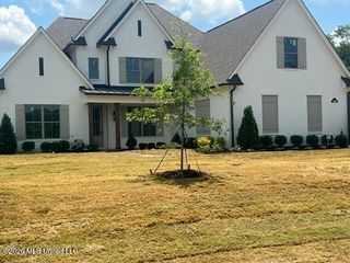348 Oakworth Drive, Hernando, MS 38632