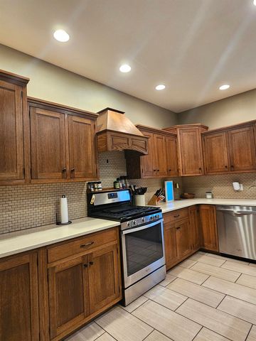 401 N Walnut Avenue, New Hampton, IA 50659