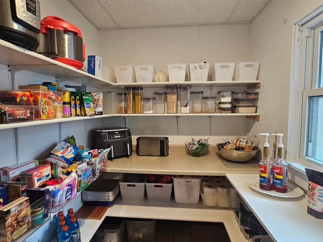 401 N Walnut Avenue, New Hampton, IA 50659