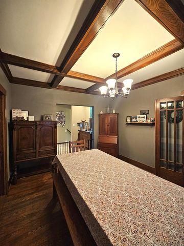 401 N Walnut Avenue, New Hampton, IA 50659