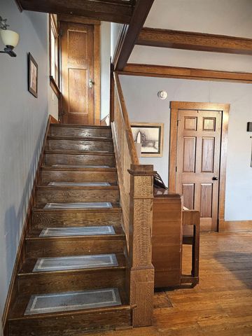 401 N Walnut Avenue, New Hampton, IA 50659