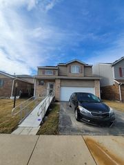 21668 Peterson Avenue, Sauk Village, IL 60411