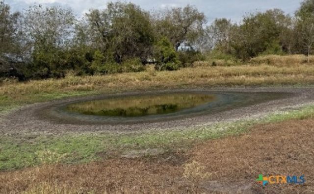 4689 County Road 302, Runge, TX 78151