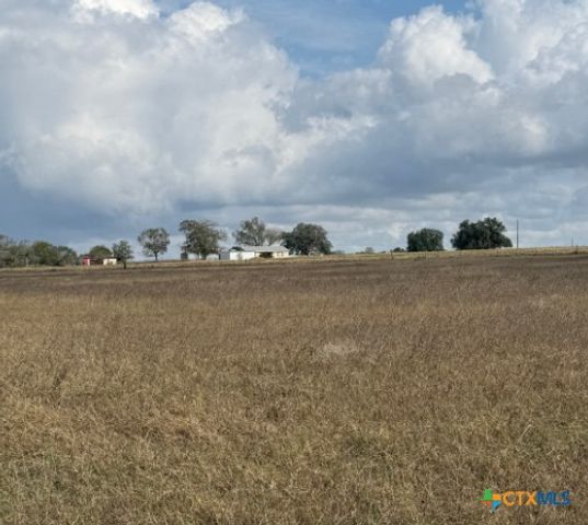 4689 County Road 302, Runge, TX 78151