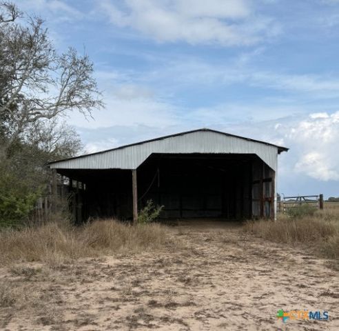 4689 County Road 302, Runge, TX 78151