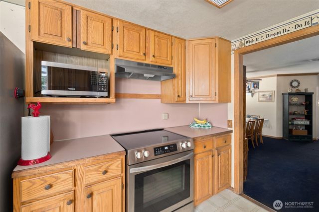 685 NE Regatta Street, Oak Harbor, WA 98277