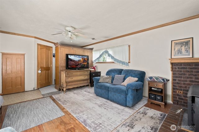 685 NE Regatta Street, Oak Harbor, WA 98277