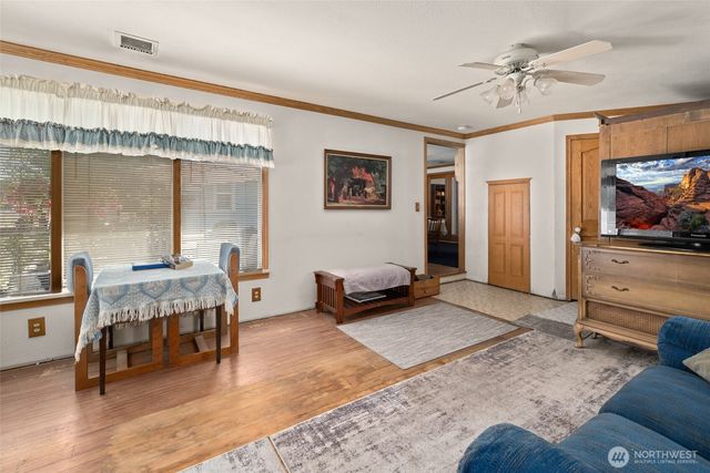 685 NE Regatta Street, Oak Harbor, WA 98277