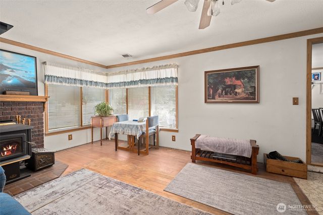 685 NE Regatta Street, Oak Harbor, WA 98277