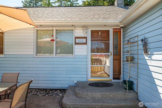 685 NE Regatta Street, Oak Harbor, WA 98277