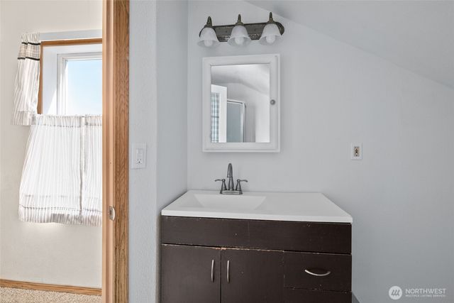 685 NE Regatta Street, Oak Harbor, WA 98277
