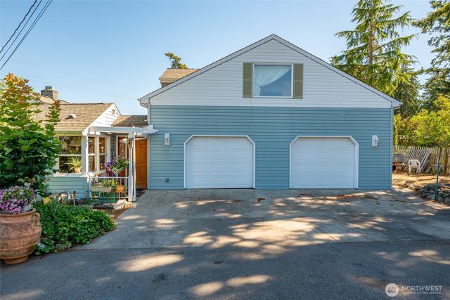 685 NE Regatta Street, Oak Harbor, WA 98277