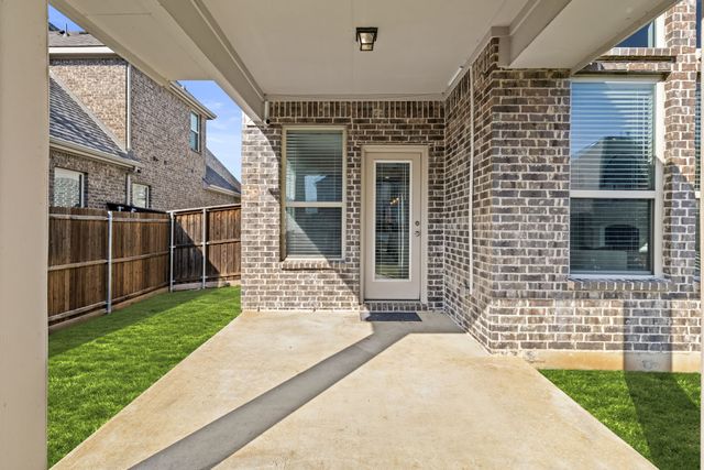 1105 Spanish Dove Drive, Little Elm, TX 75068