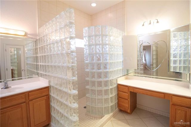 1224 S Peking Street, Mcallen, TX 78501