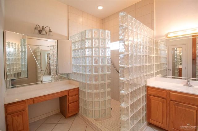 1224 S Peking Street, Mcallen, TX 78501