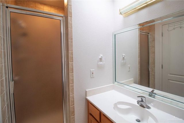 1224 S Peking Street, Mcallen, TX 78501