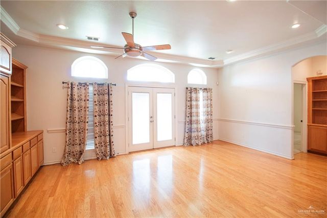 1224 S Peking Street, Mcallen, TX 78501