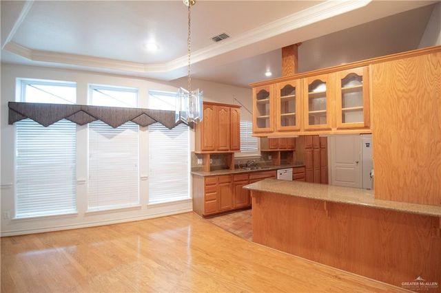 1224 S Peking Street, Mcallen, TX 78501