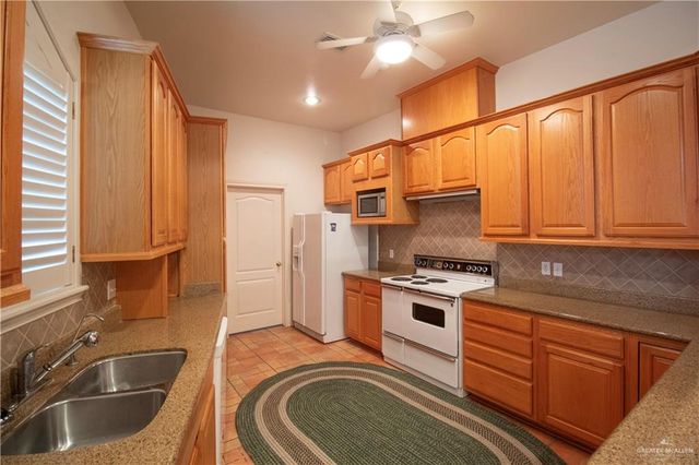 1224 S Peking Street, Mcallen, TX 78501