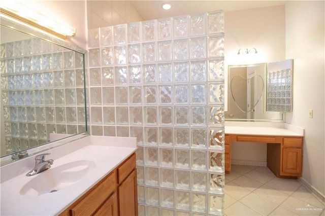 1224 S Peking Street, Mcallen, TX 78501