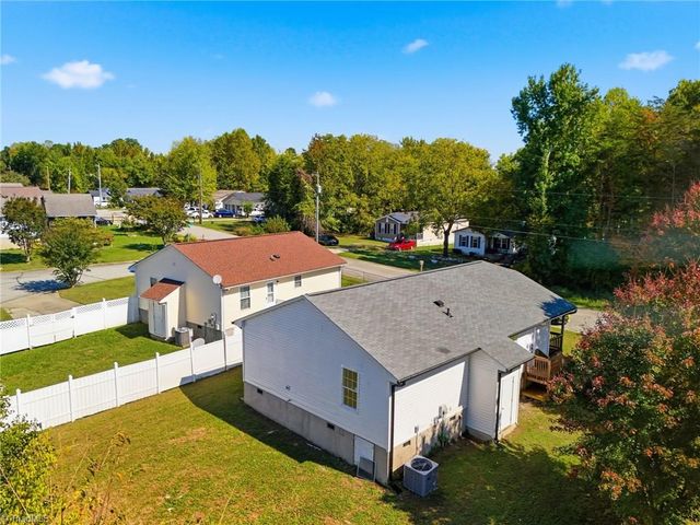 702 Shirley Lane, Greensboro, NC 27401