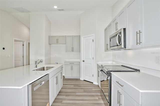 15204 MAUDE LANDING LOOP, Wimauma, FL 33598