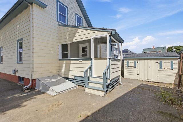 18 Lambert Ave, Lynn, MA 01902