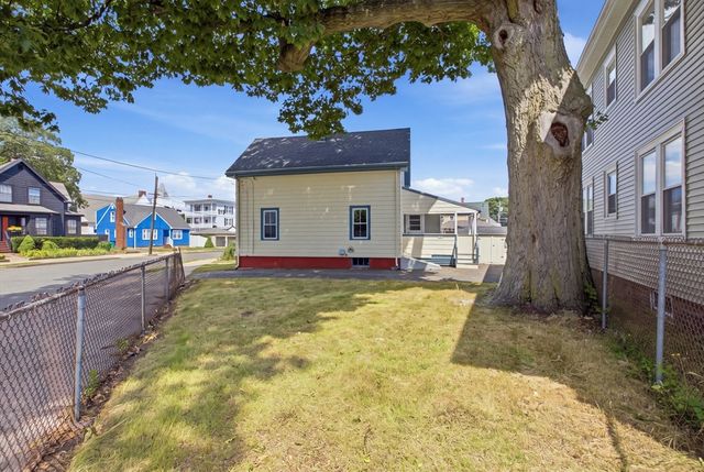 18 Lambert Ave, Lynn, MA 01902