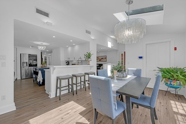 17 Clara Rd, Framingham, MA 01701