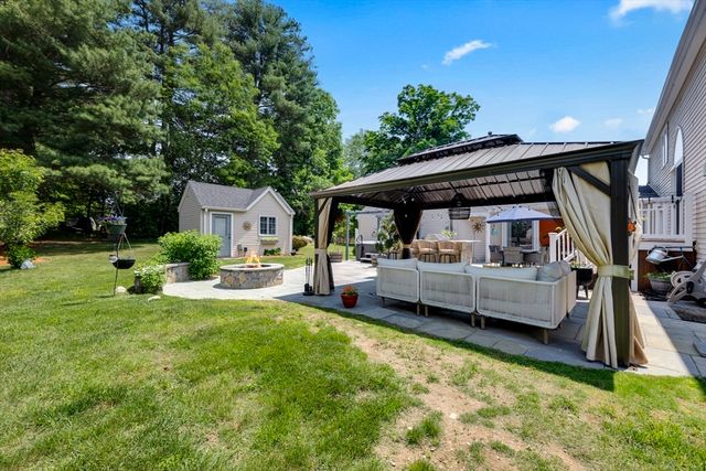 17 Clara Rd, Framingham, MA 01701