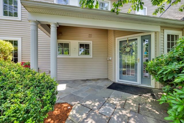 17 Clara Rd, Framingham, MA 01701