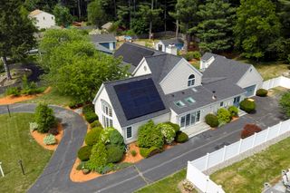 17 Clara Rd, Framingham, MA 01701