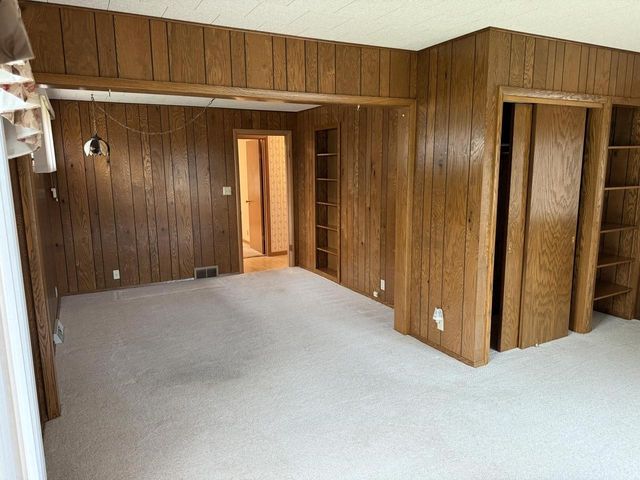 1909 SIMPSON STREET, Oshkosh, WI 54902