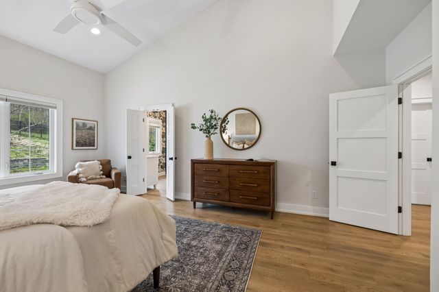 828 Russleo Dr, Nashville, TN 37209