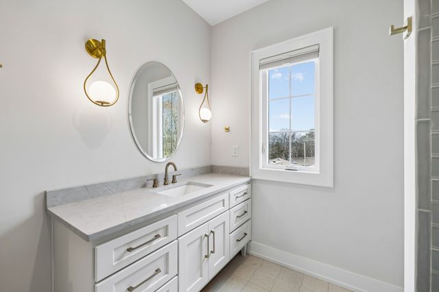 828 Russleo Dr, Nashville, TN 37209