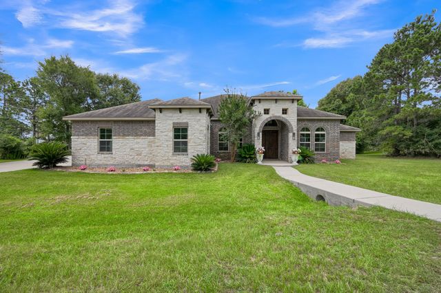 8992 Wind Jammer Lane, Montgomery, TX 77316
